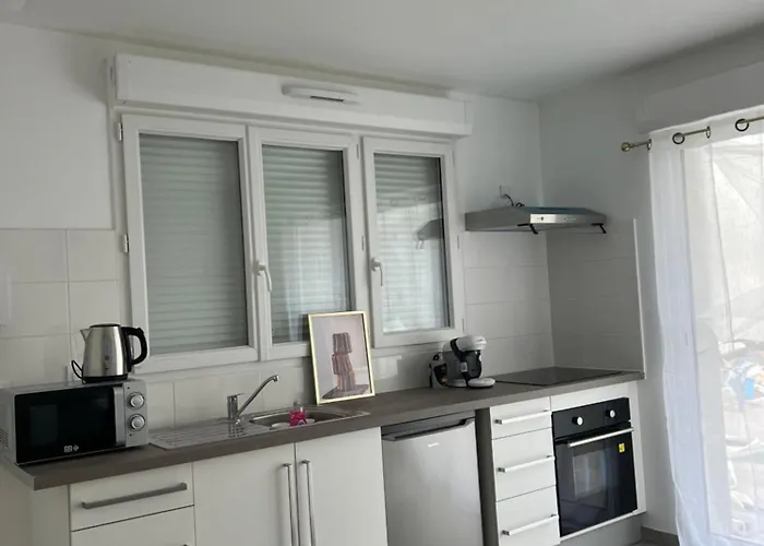 Moderne Et Spacieux Avec Terrasse Privee 2 * Carbon-Blanc