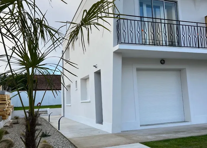 Moderne Et Spacieux Avec Terrasse Privee 2 Апартаменты Carbon-Blanc