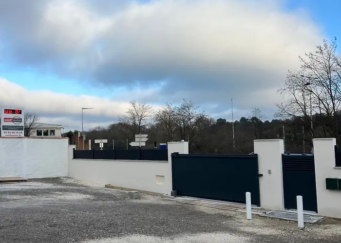 Moderne Et Spacieux Avec Terrasse Privee 2 *